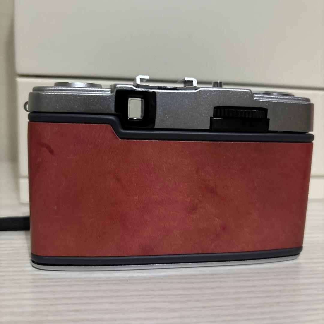 オリンパス OLYMPUS-PEN EE2 ハーフサイズフィルムカメラ