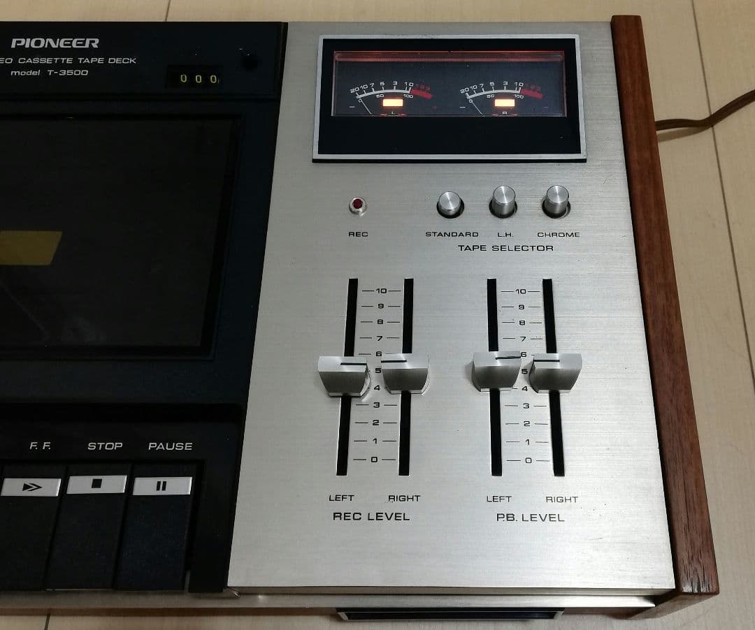 部品取り PIONEER カセットデッキ T-3500