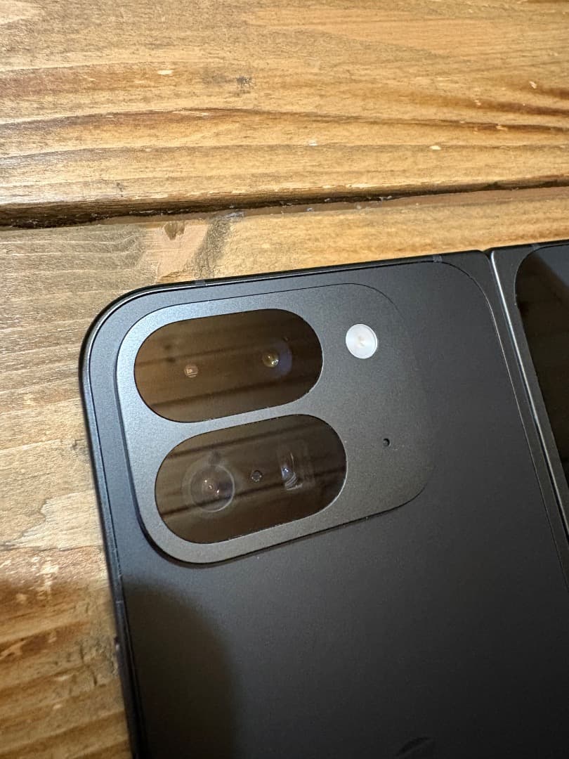 良品 Pixel 9 Pro Fold バッテリー100％ ガラスフィルム付き