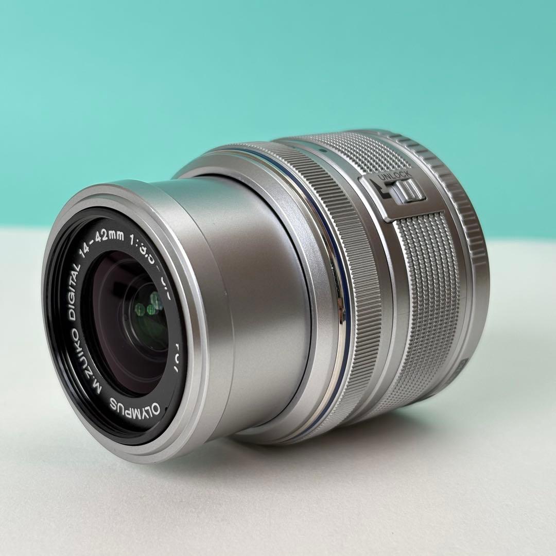 オリンパス 標準ズーム M.ZUIKO 14-42mm 3.5-5.6 II R