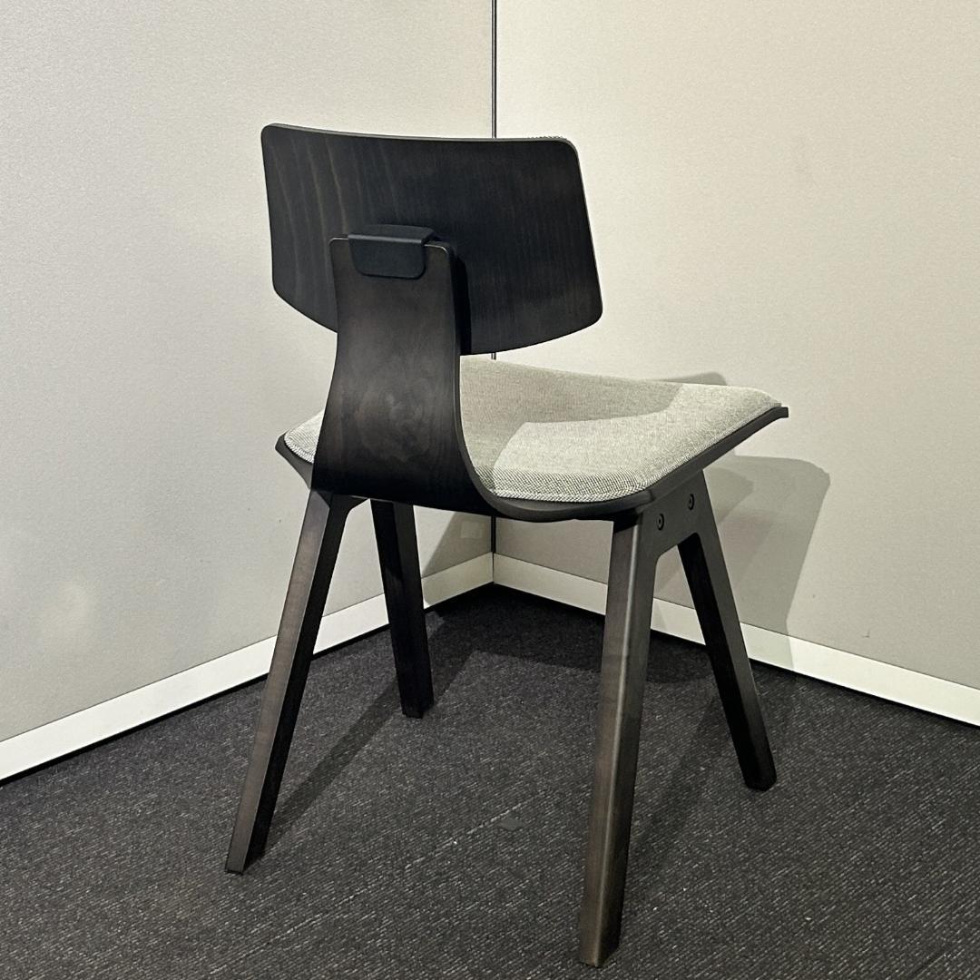 【展示品・2024年製】内田洋行 エルマー チェア クッション グレイ ブラック