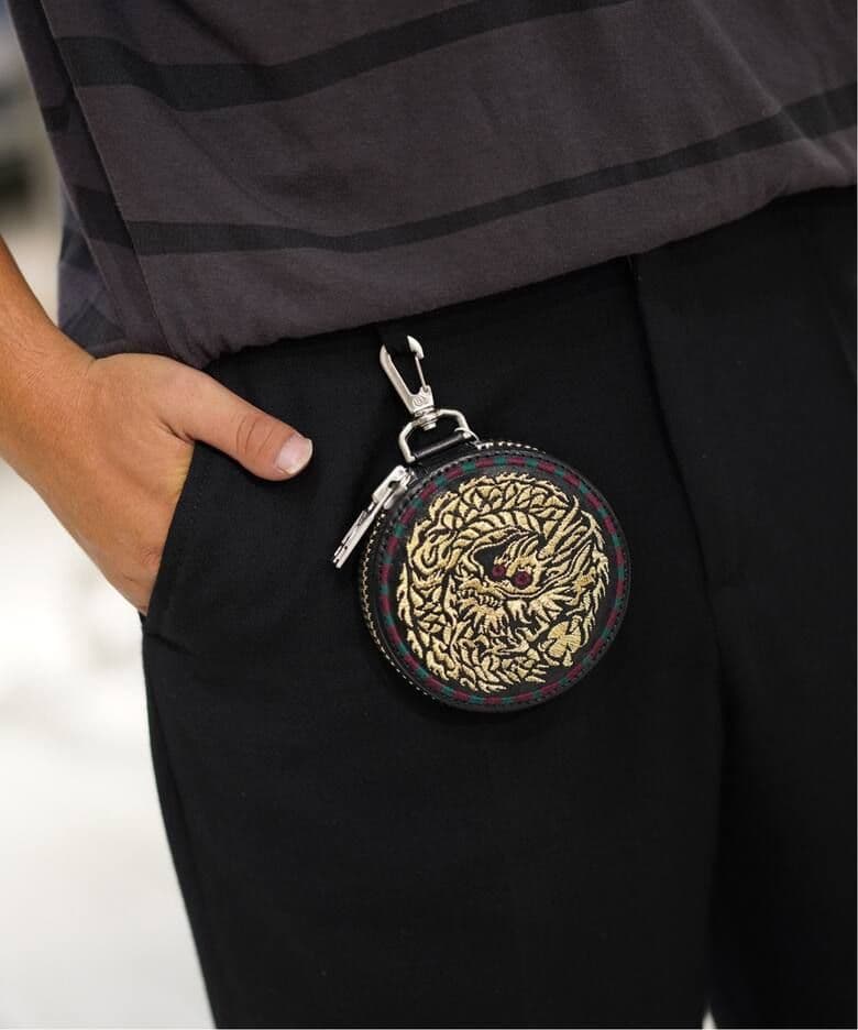 Sasquatchfabrix サスクワッチ コラボ ケース 龍 新品