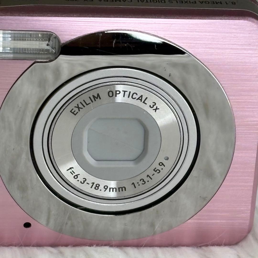 CASIO カメラ　エクシリム　EX-Z80 充電器　箱　ピンク コンデジ　可動