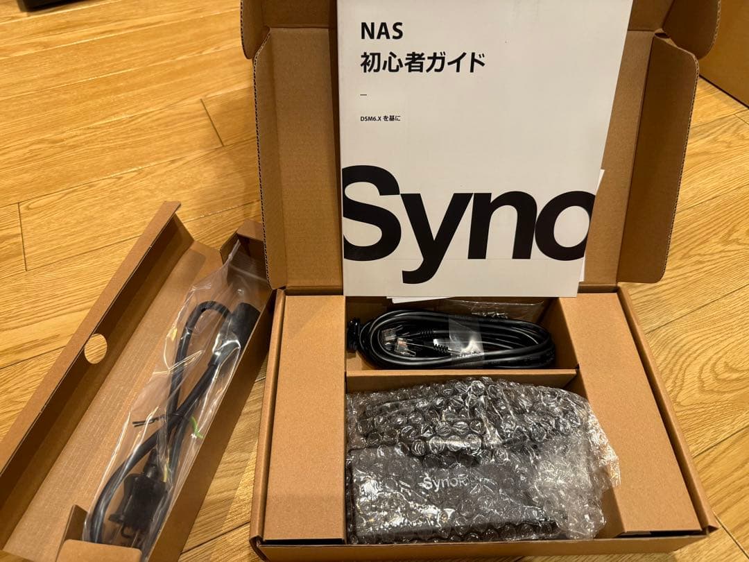 外付けハードディスク・ドライブ Synology DS920+ Samsung 970EVO 500GB SSD