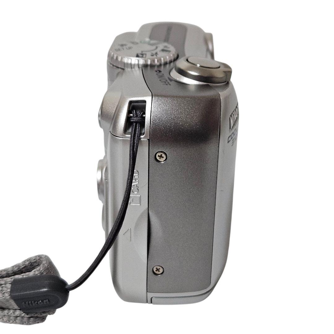 Nikon ニコン COOLPIX 3100 コンパクトデジタルカメラ
