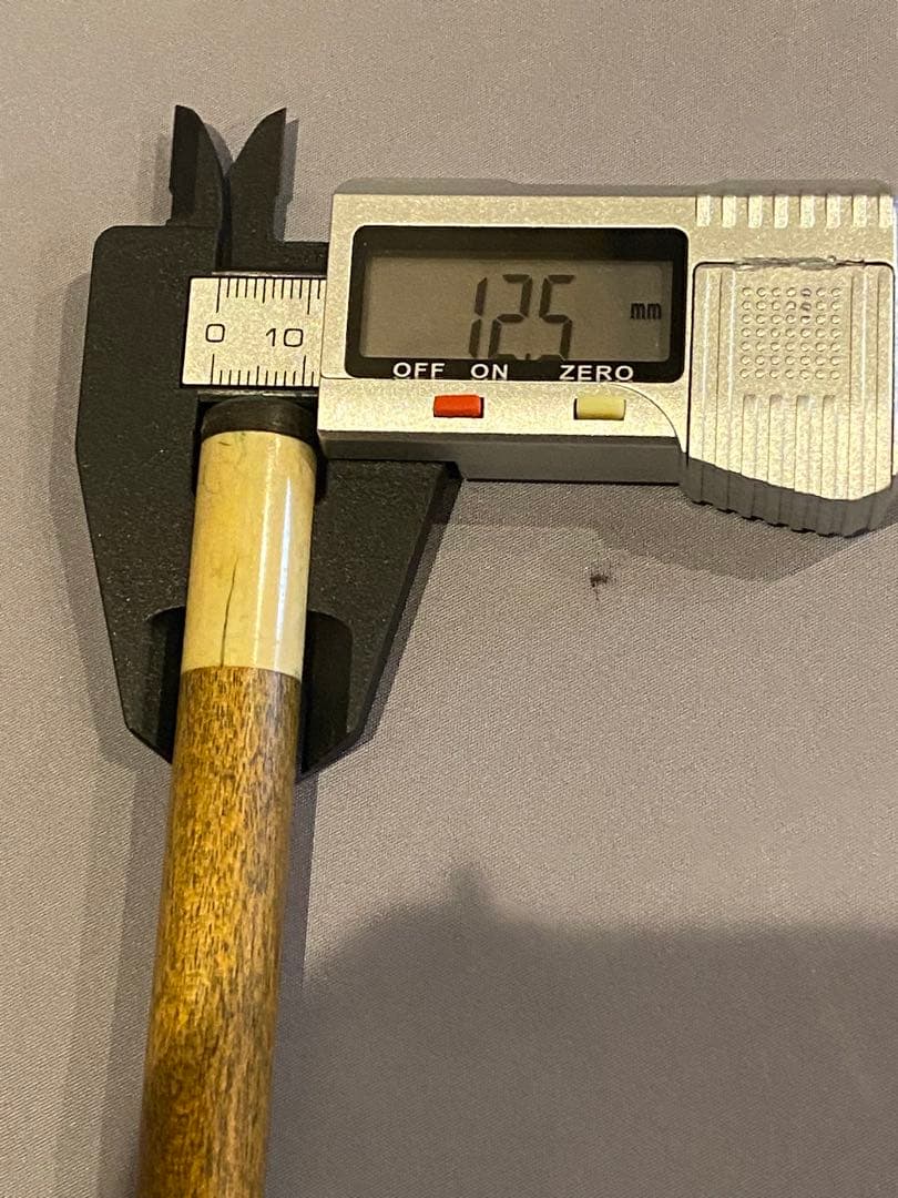 c*q様 オールドAdamキュー　1981年バンパー割れ