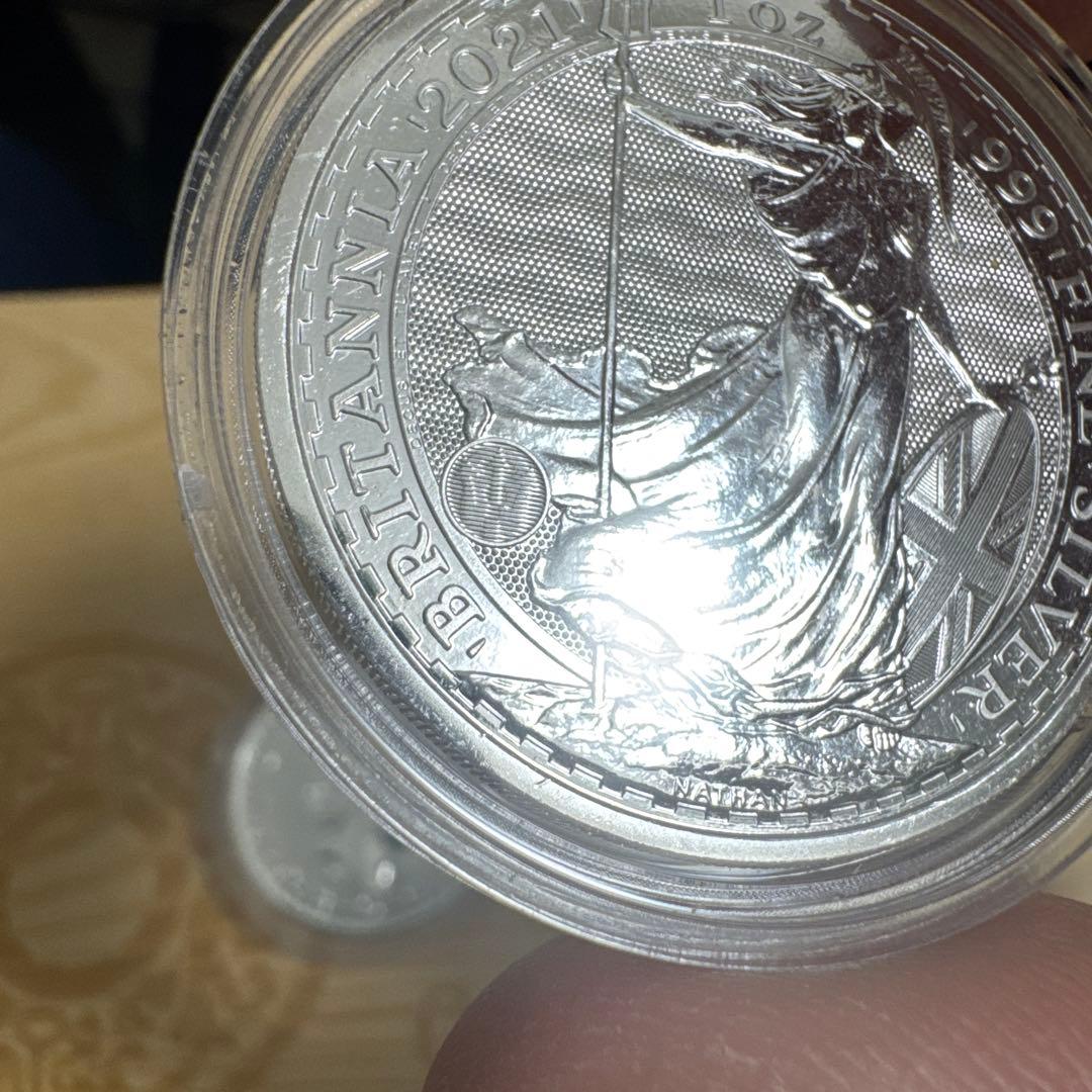 2021 イギリス　ブリタニア銀貨 1オンス (クリアーケース入り) 2枚セット