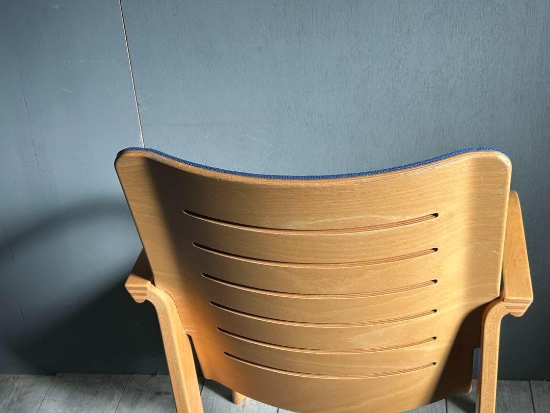 ③ マグヌスオルセン　デンマーク　MAGNUS OLESEN アームチェア　GG