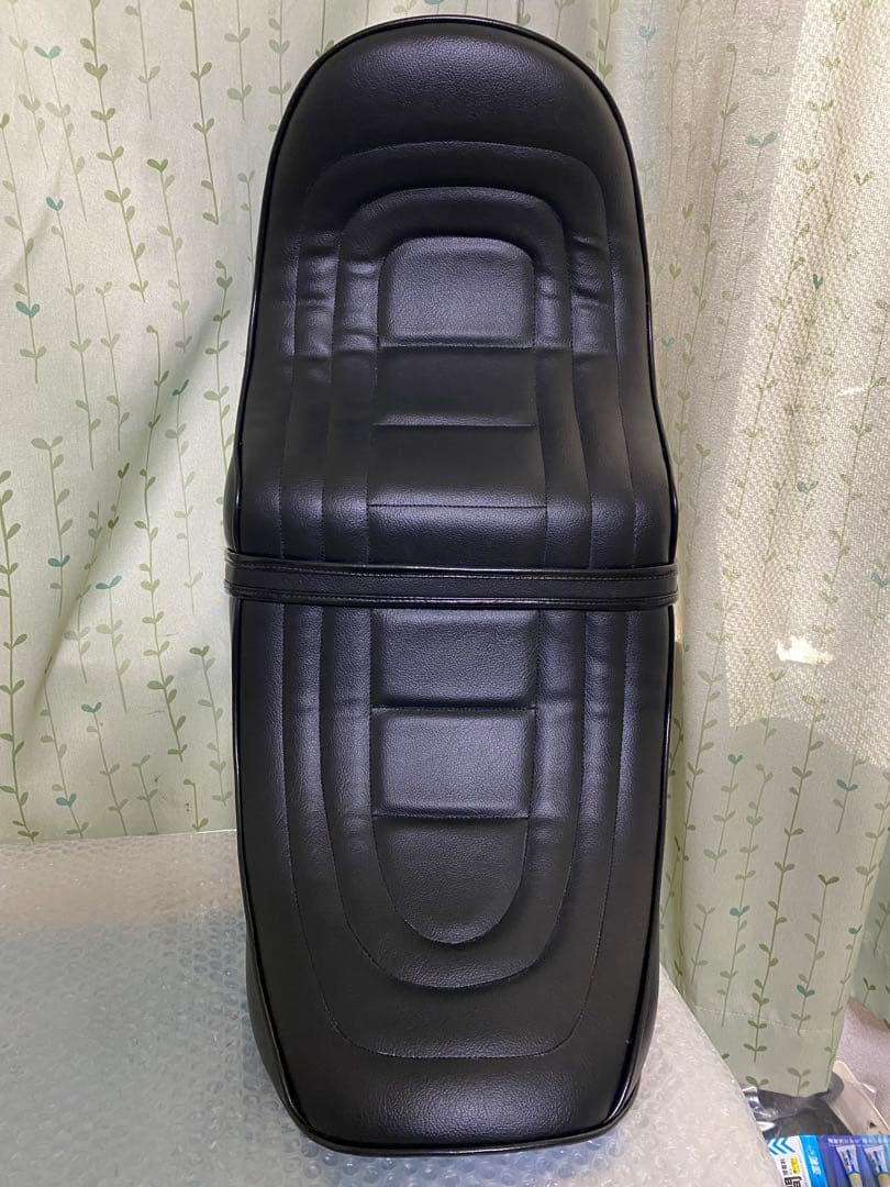 特注 激レア NEW CBX400F CBX550F 猫背 シート 高旧車 仕様