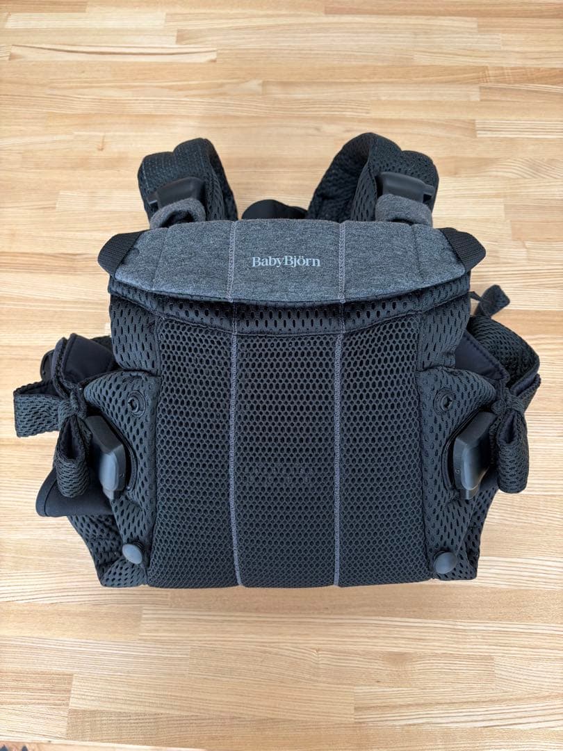 [ベビービョルン] ベビーキャリアHARMONY ハーモニー メッシュ ブラック