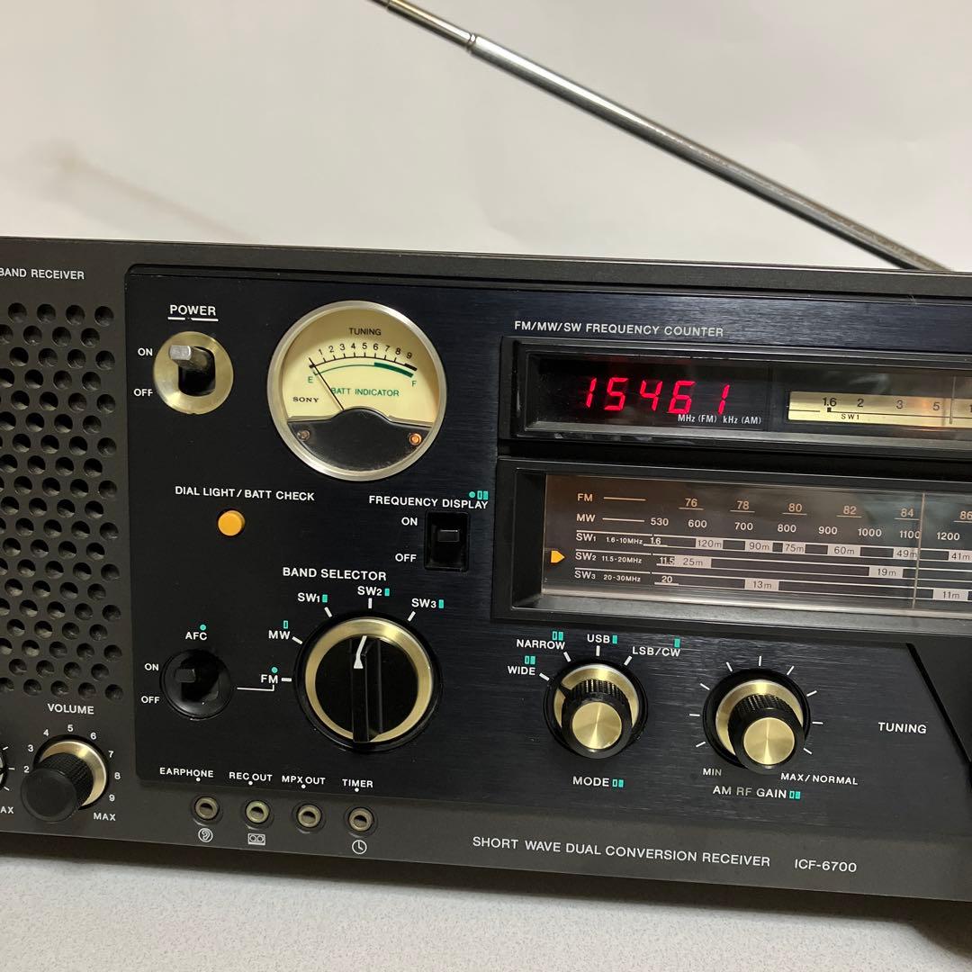 ソニーＢＣＬラジオ ＩＣＦー６７００　　　　完動品