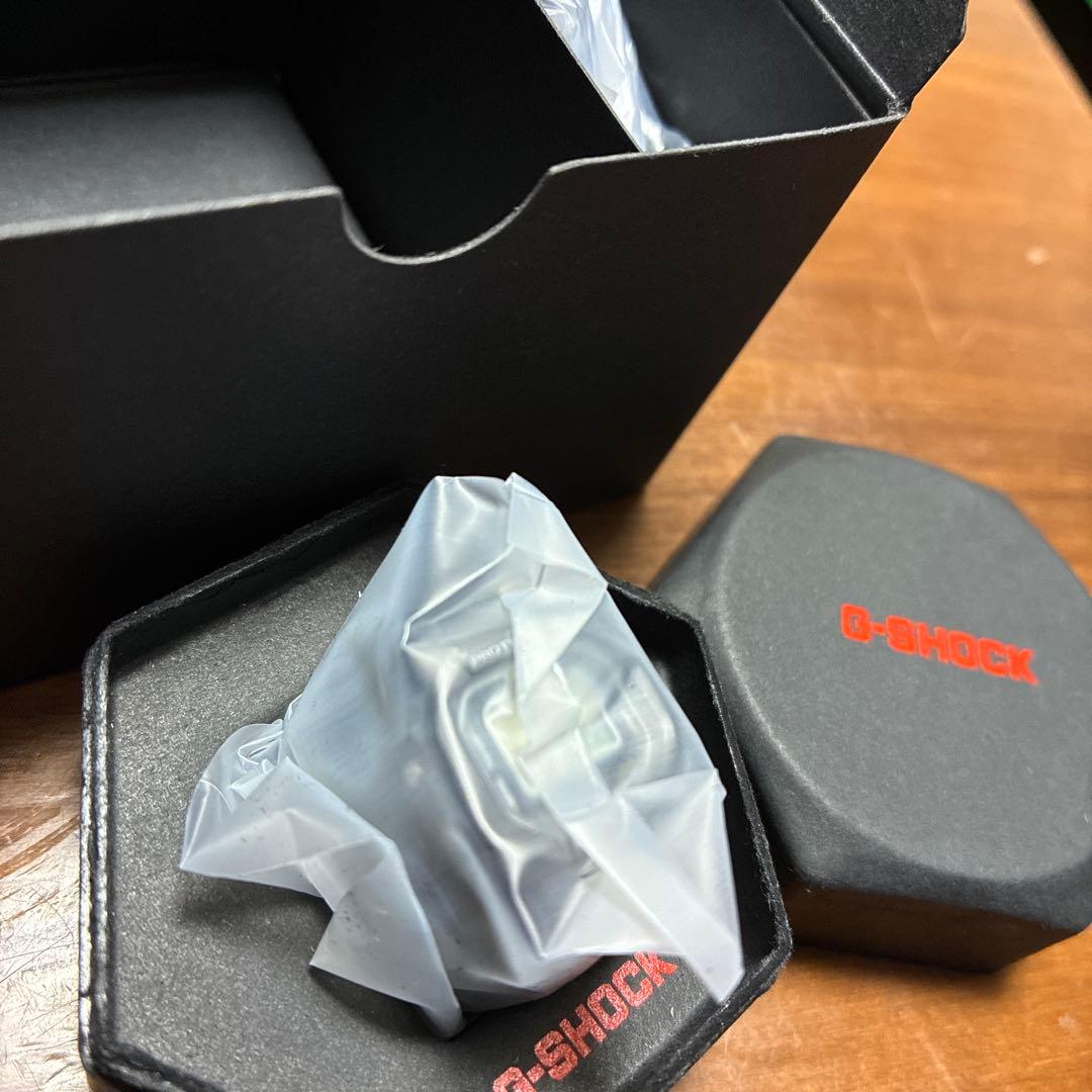 新品未使用　G-SHOCK NANO DWN-5600-1JR 黒 ブラック