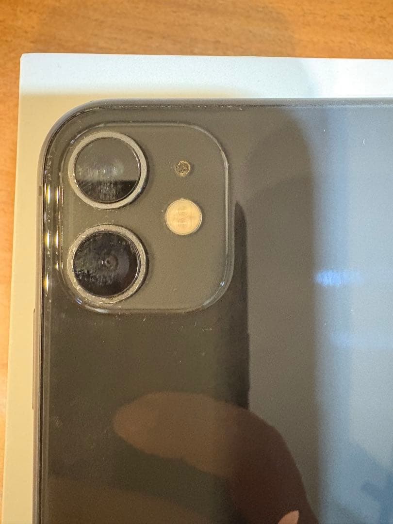 Apple iPhone 11 64GBブラック 本体