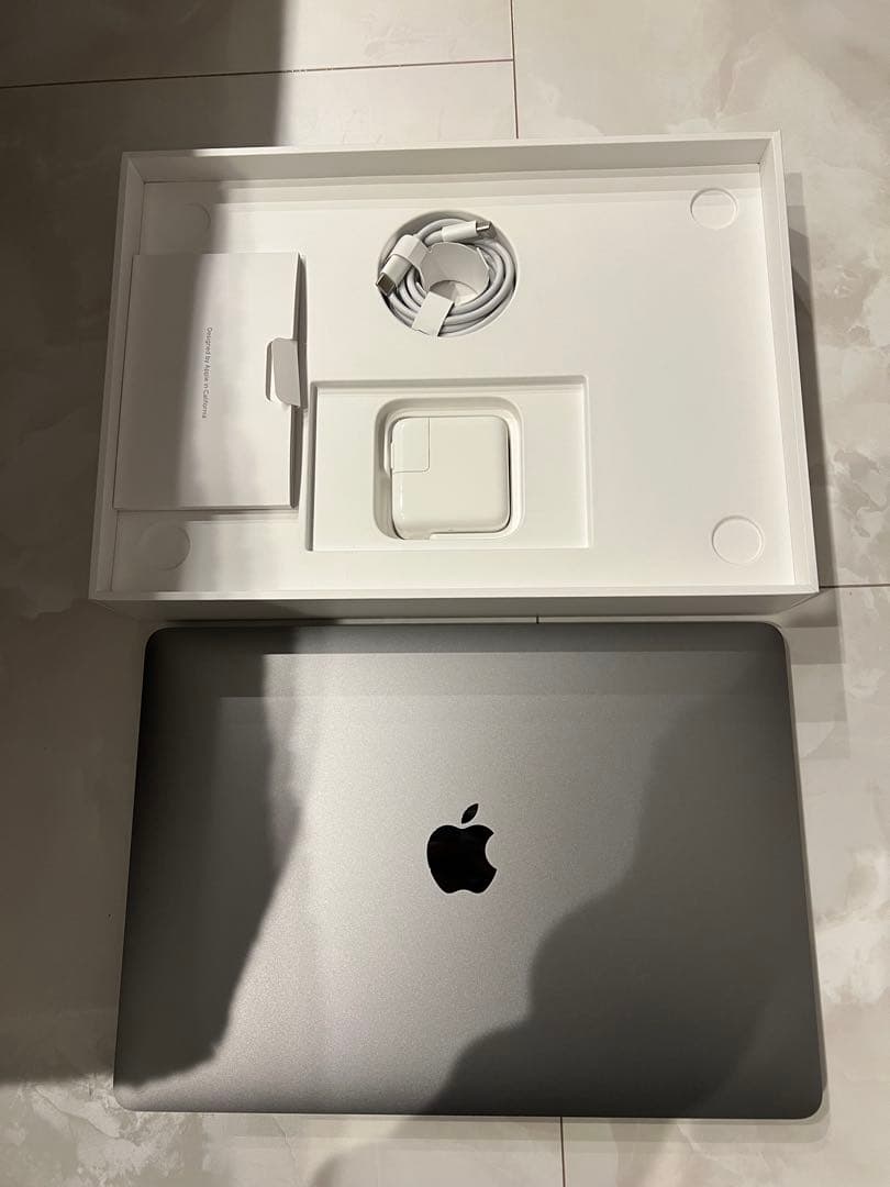 Apple MacBook 13スペースグレー 本体