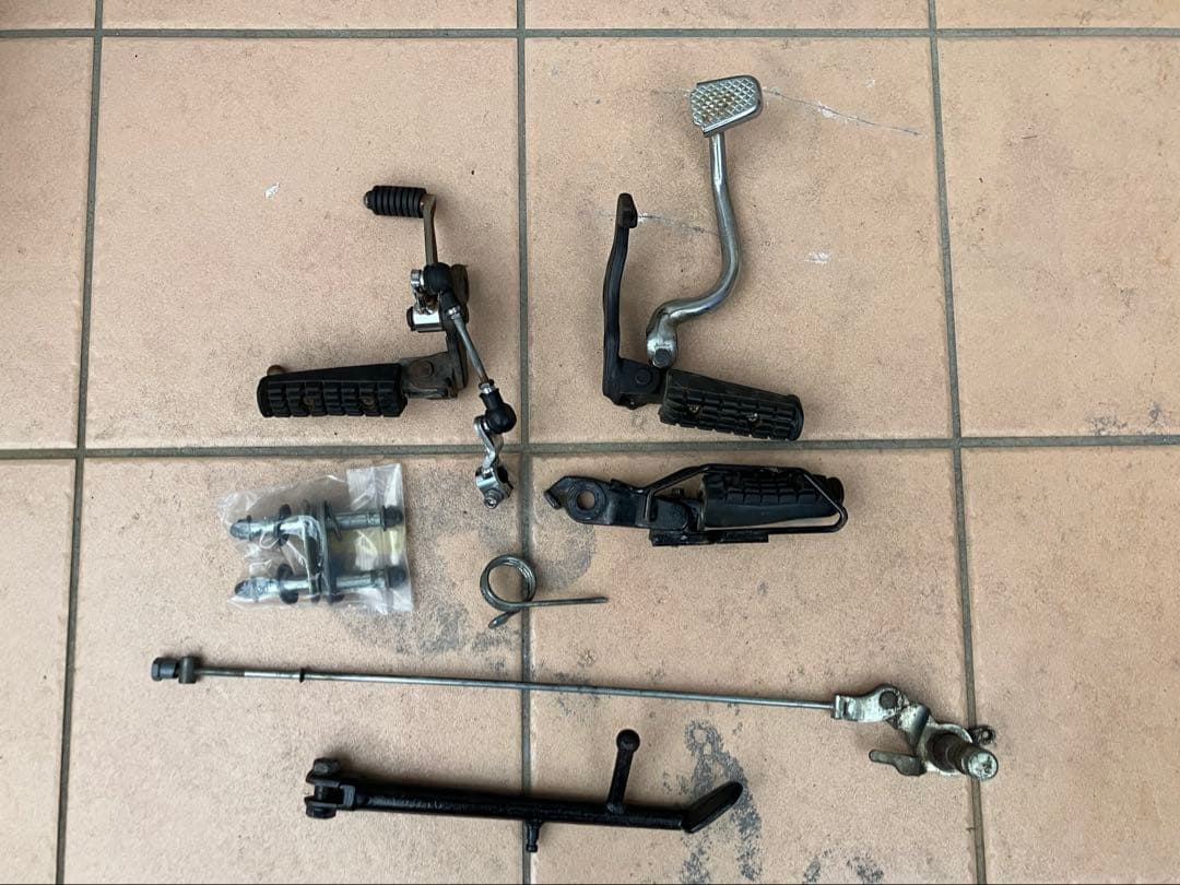 SR400 純正バックステップ　他