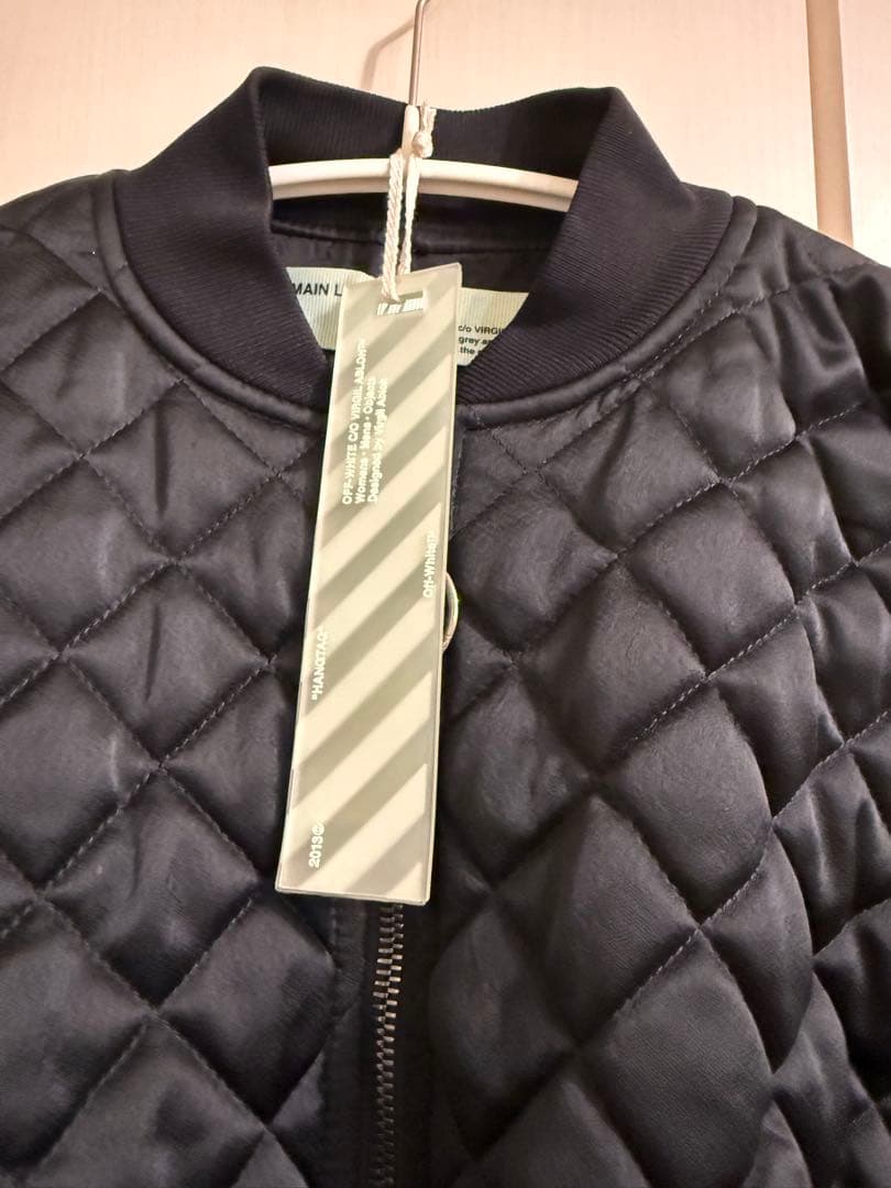 OFF-WHITE BOMBER BLACK ブラック ジャケット キルティング