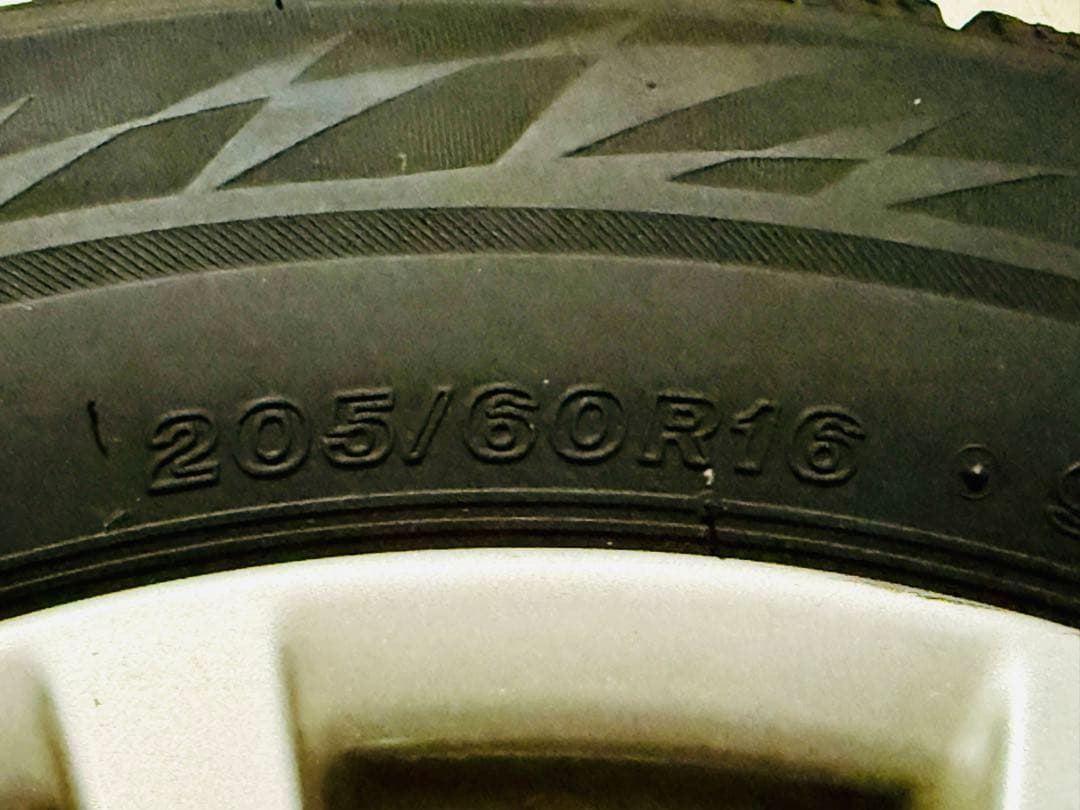 BMW320D純正　16インチ スタッドレス　ブリザックVRX2 ホイールセット