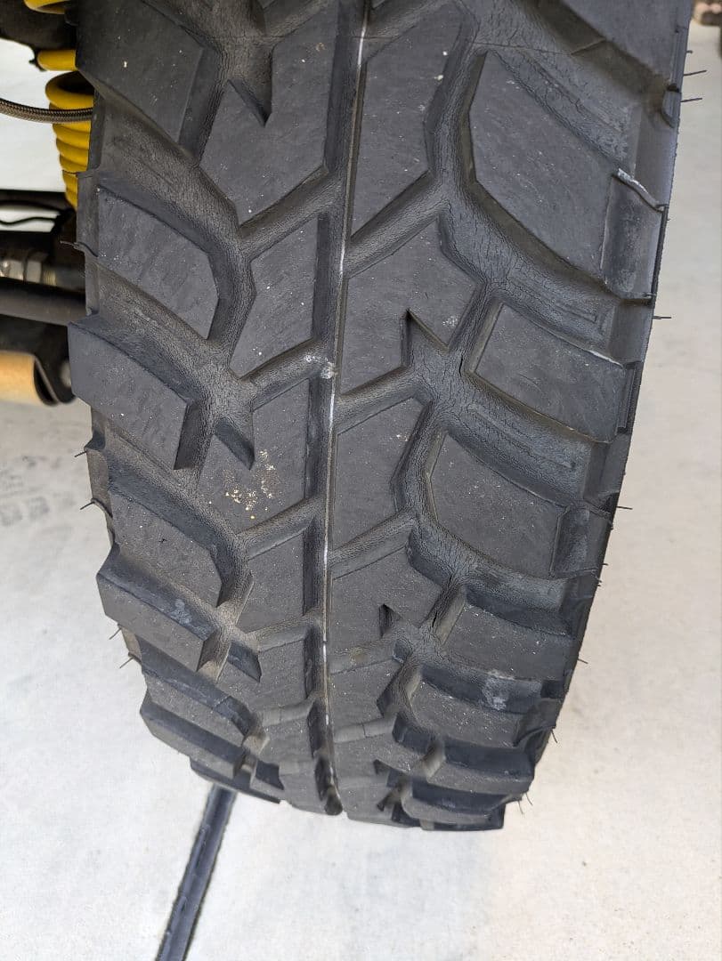 ジムニーJA22純正ホイール・ダンロップ　グラントレックMT2です。