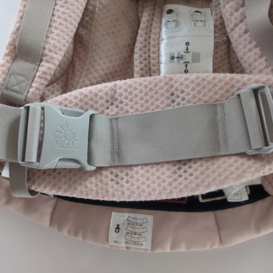 美品　ergobaby OMNI Breeze オムニブリーズ　抱っこ紐 ピンク