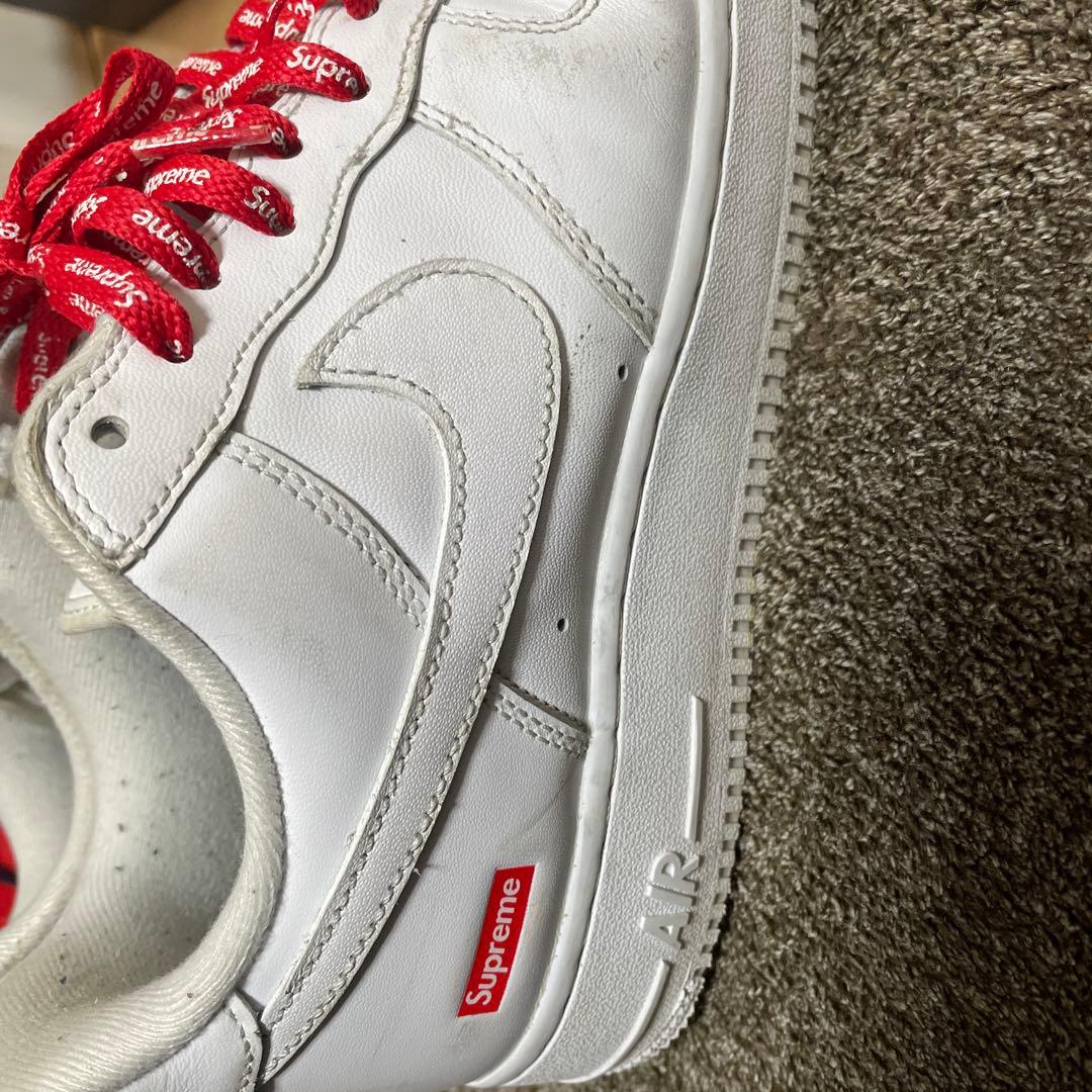 Nike Air Force 1 Supreme シューレース付き