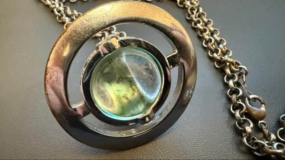 Vivienne Westwood オーブネックレス