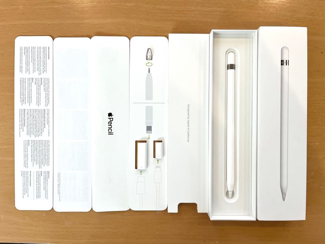 Apple Pencil 本体と付属品