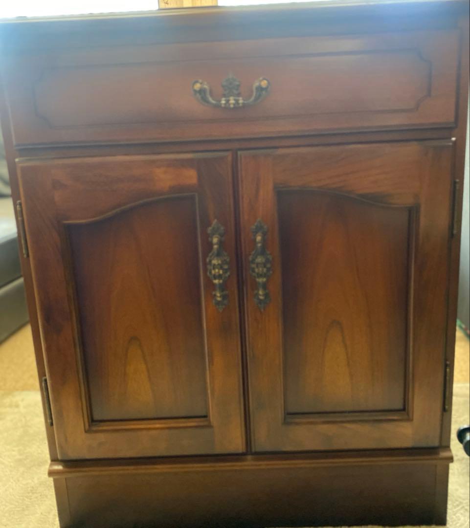 【おしゃれ】カリモク　木製ラック ダークブラウン アンティーク　チェスト