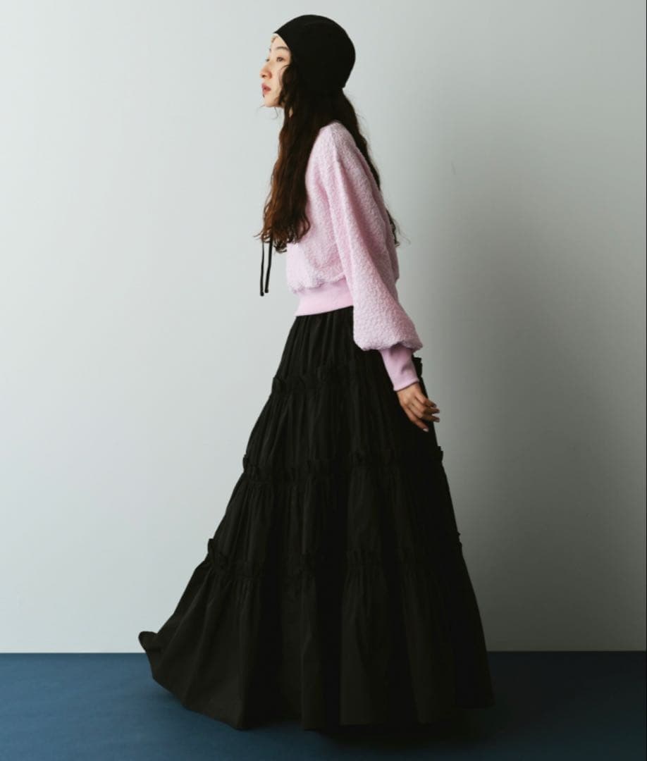 【1/9夜削除します】新品タグ付きPERNA（ペルナ）　フリルティアードスカート