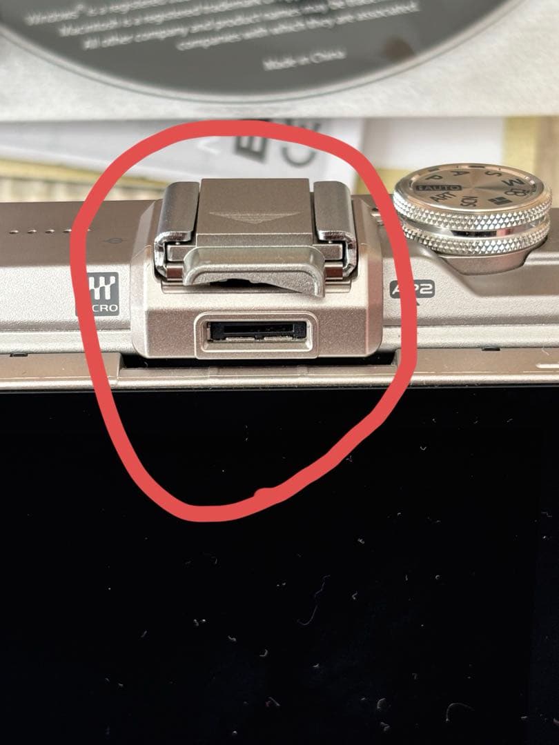 OLYMPUS PEN ミラーレス一眼カメラ　E-PL8