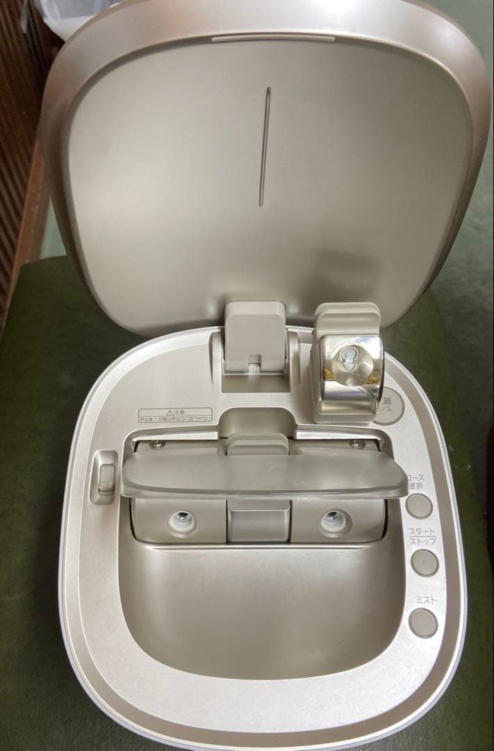 美品☆Panasonic（パナソニック）スチーマー ナノケア EH-SA0B