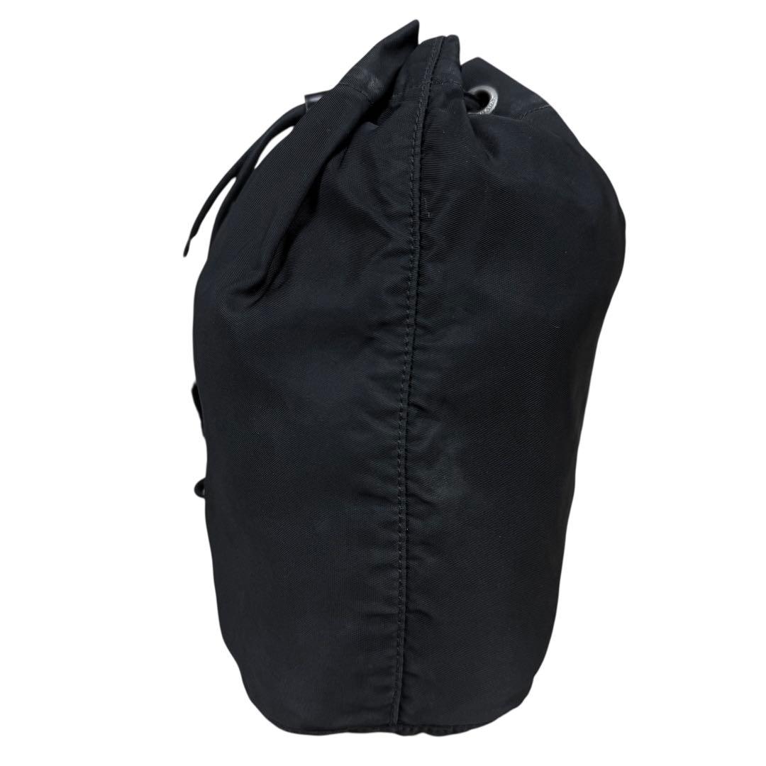 PRADA プラダ 三角ロゴ 巾着ポーチ バニティ バッグ ナイロン 黒 白タグ