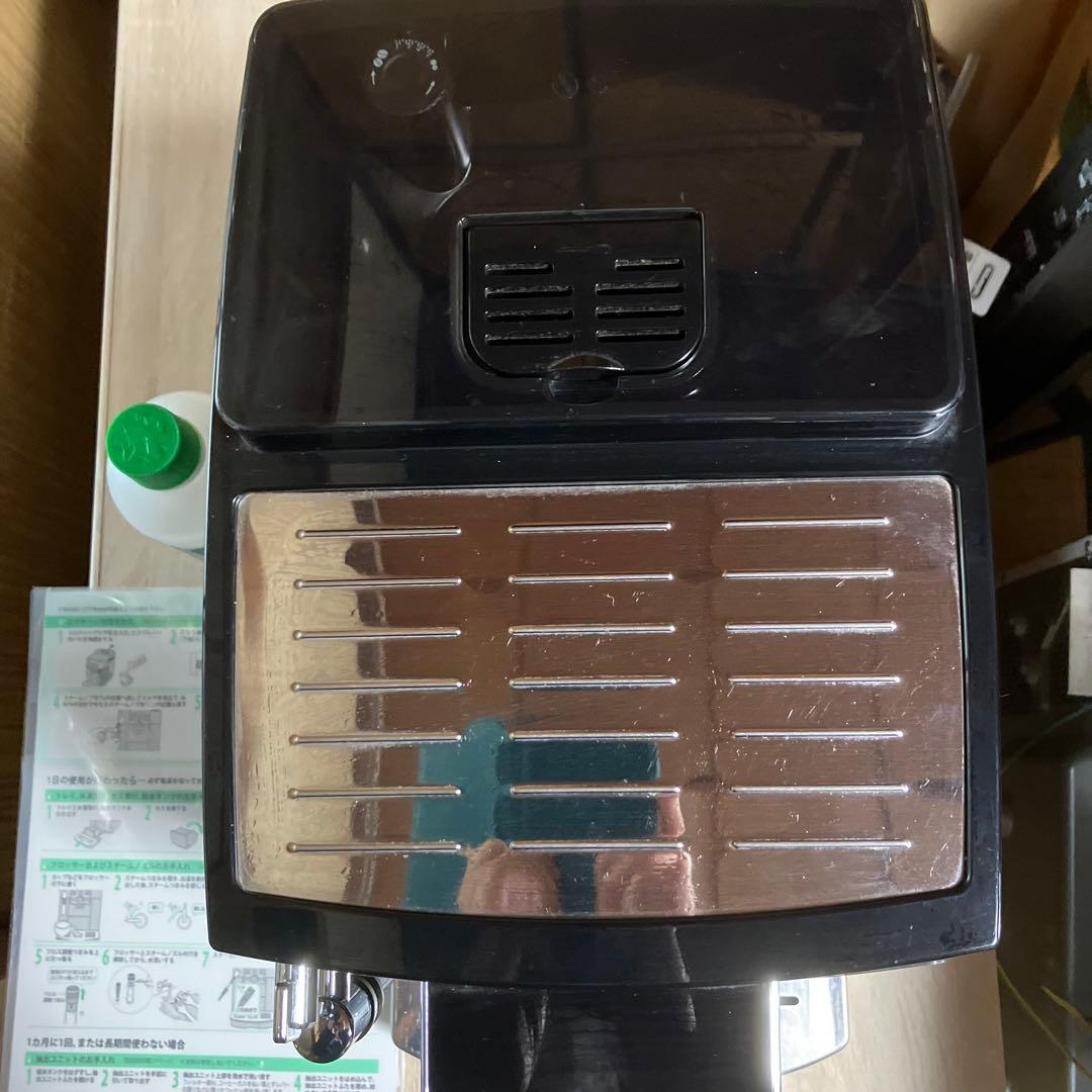 デロンギ マグニフィカS 全自動エスプレッソマシンECAM23120B