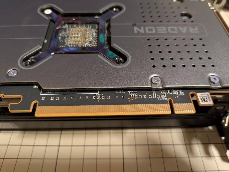 【美品】SAPPHIRE NITRO+ RadeonRX7700 XT 12GB