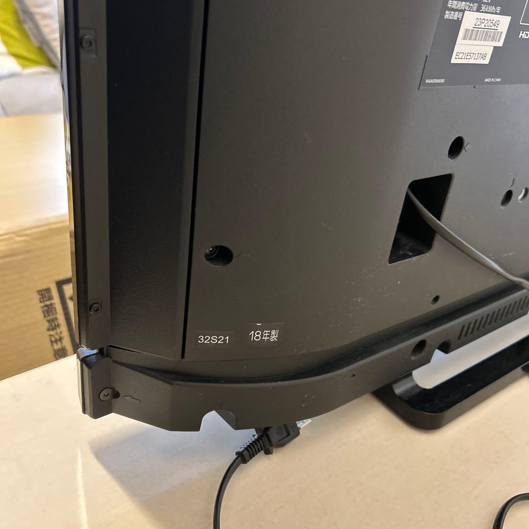 TOSHIBA REGZA 32型 液晶テレビ リモコン付き 2mテレビ線付