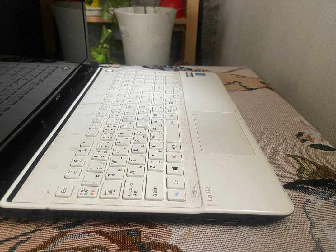 NECノートパソコン白／ホワイト 　i5 Windows11