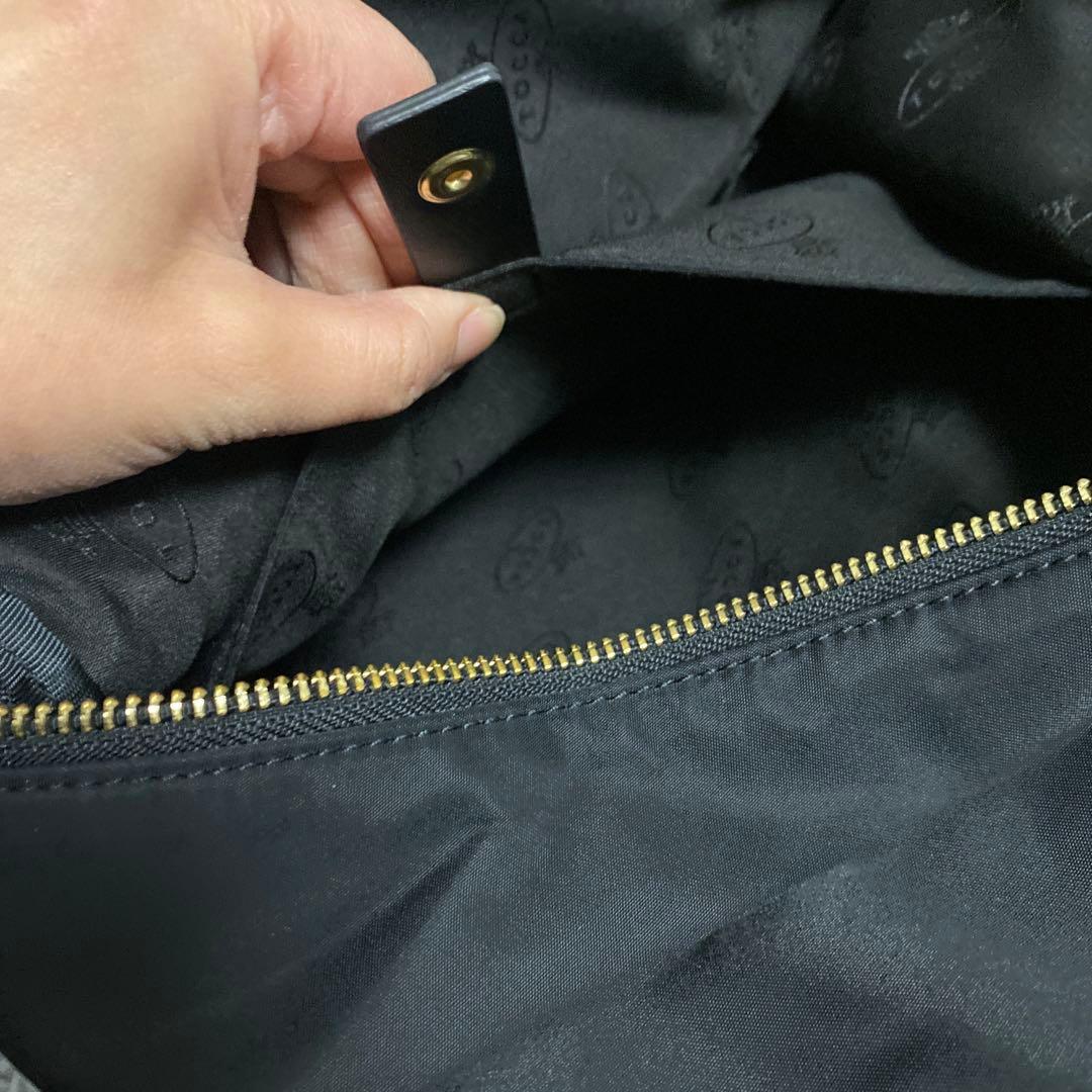 美品　トッカ　バッグパック　リュック　黒