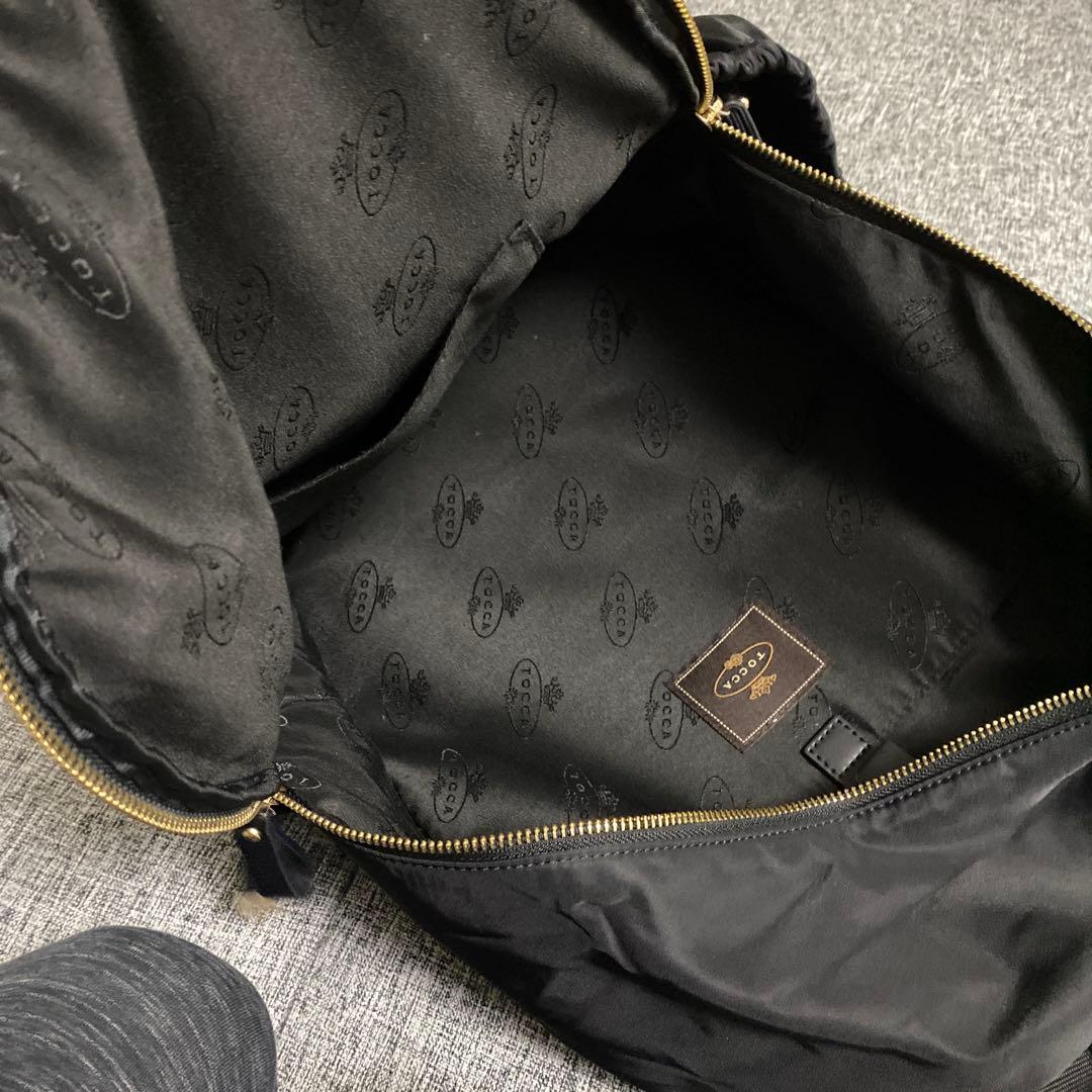 美品　トッカ　バッグパック　リュック　黒
