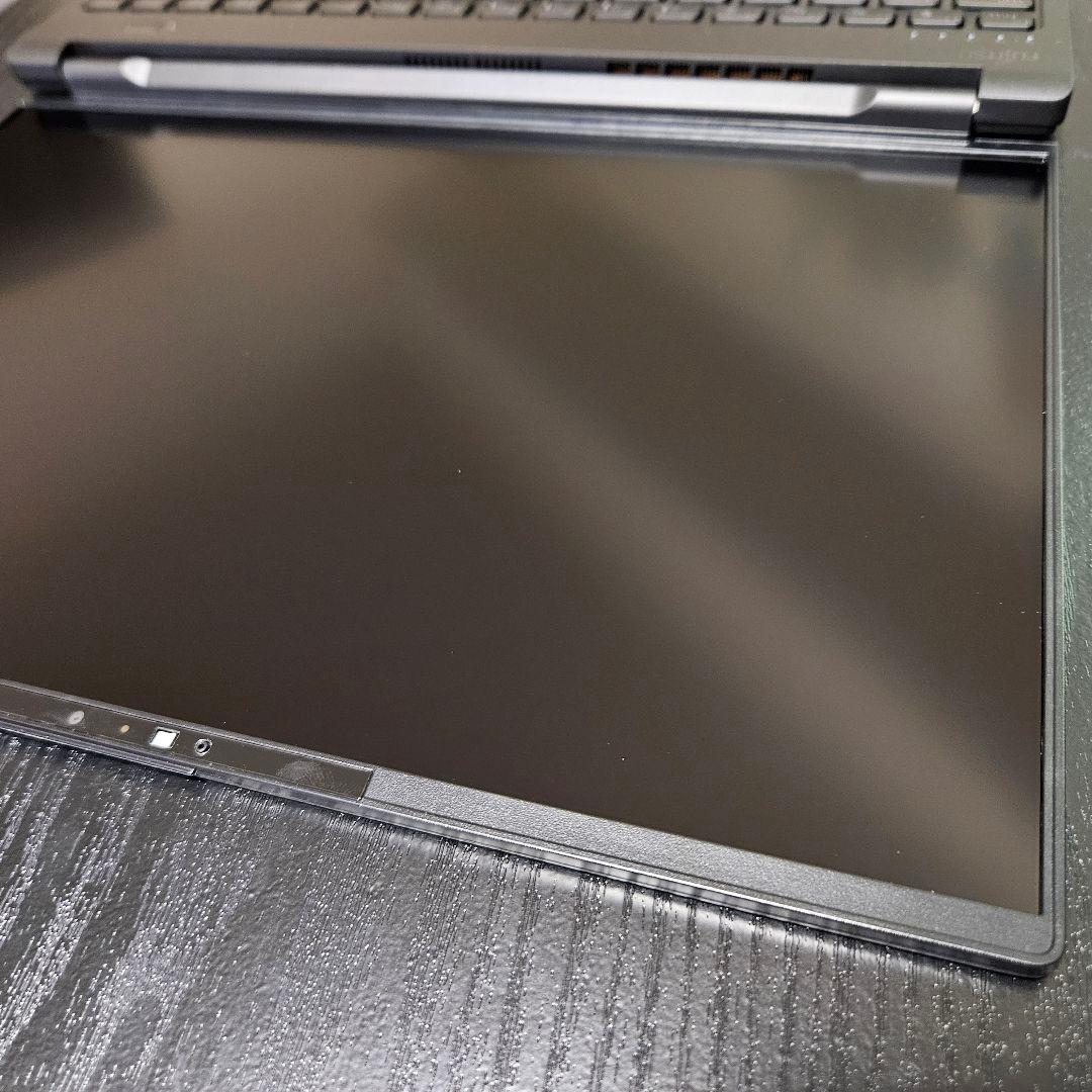 LIFEBOOK WU5／J3 14インチ/Core Ultra 7/16GB