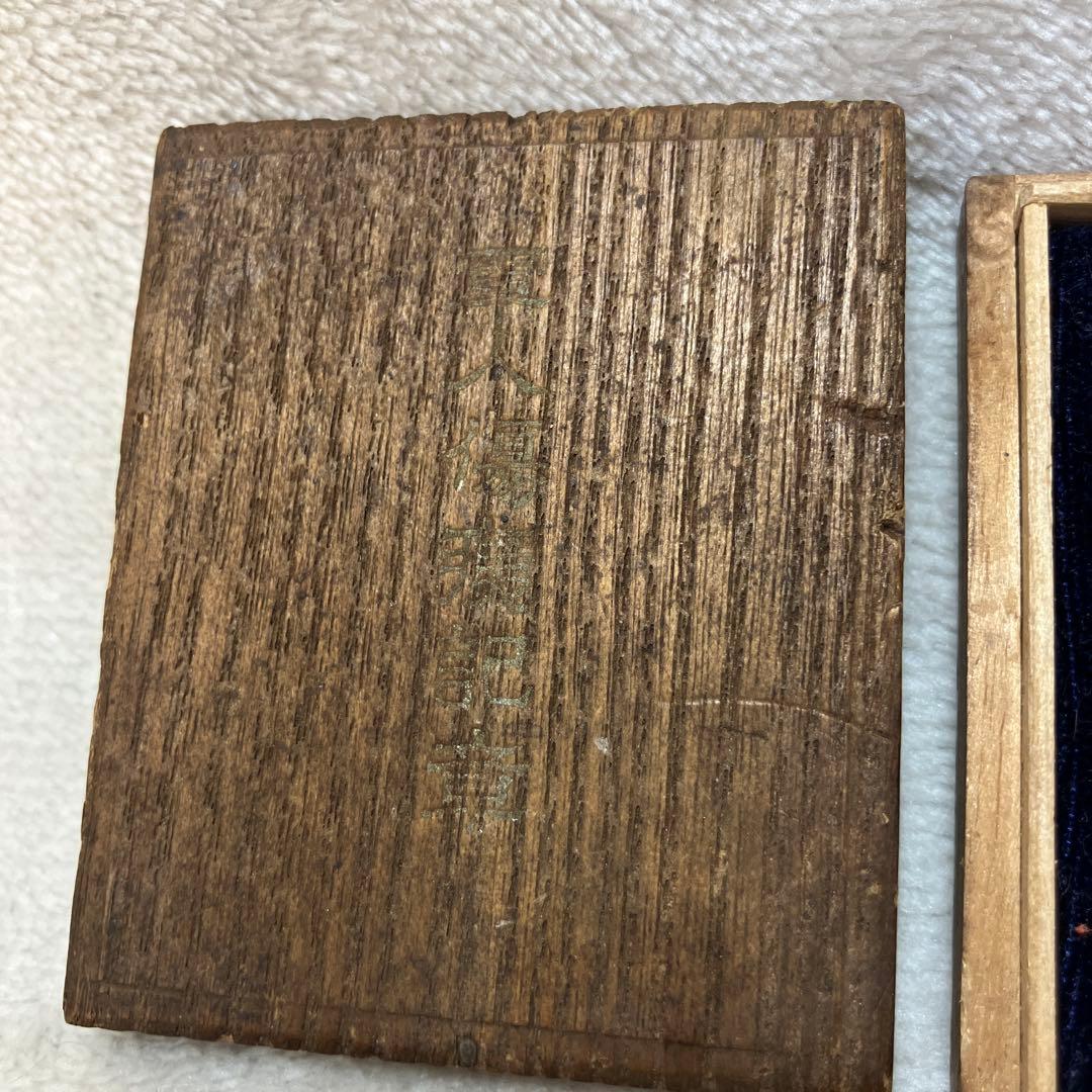 2*ん様 美品　軍人傷病記章　ヴィンテージ　大日本帝国　徽章
