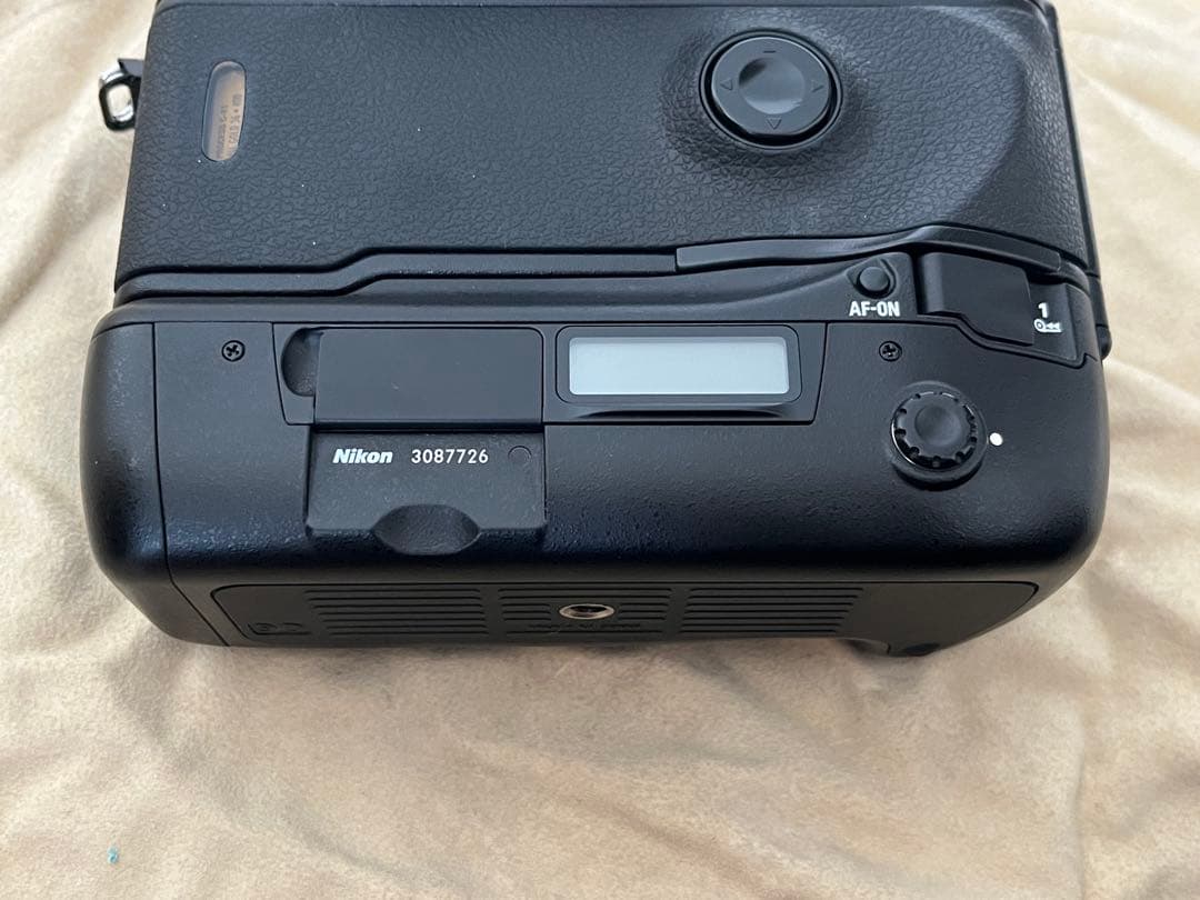 【美品】Nikon F5 一眼レフカメラ 箱付き