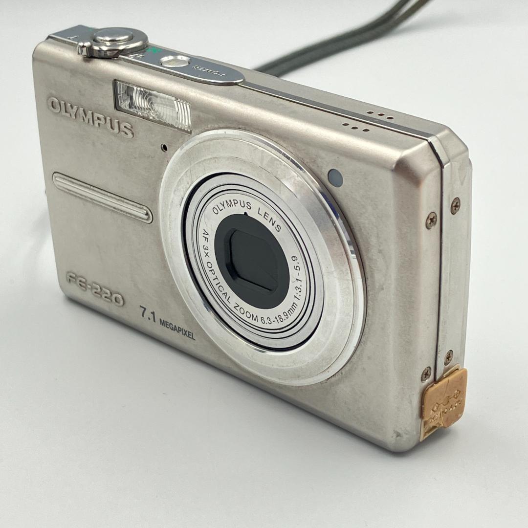 ⭐️動作OK⭐️OLYMPUS FE-220 シルバー ⭐️箱付