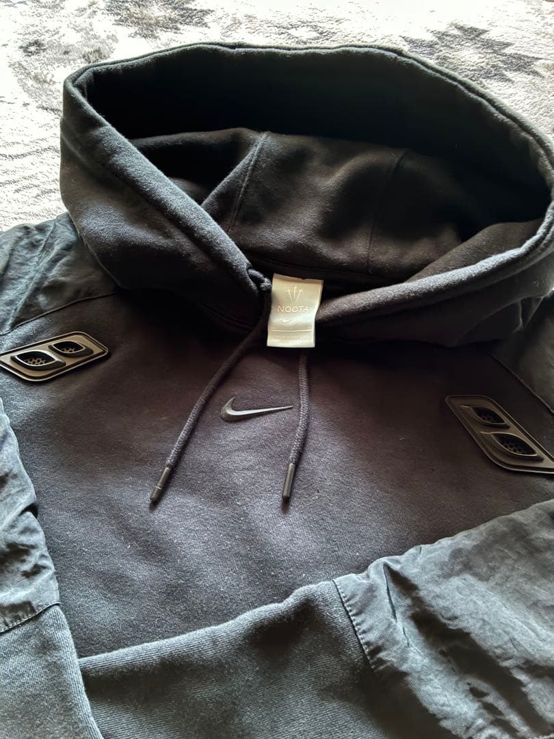 希少サイズ最安値NIKE×NOCTA× L'ART パーカー黒Mサイズ