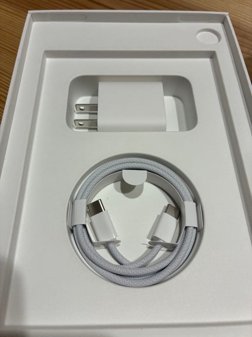 K*様 iPad mini A17pro 第7世代 wifi 128GB スペー