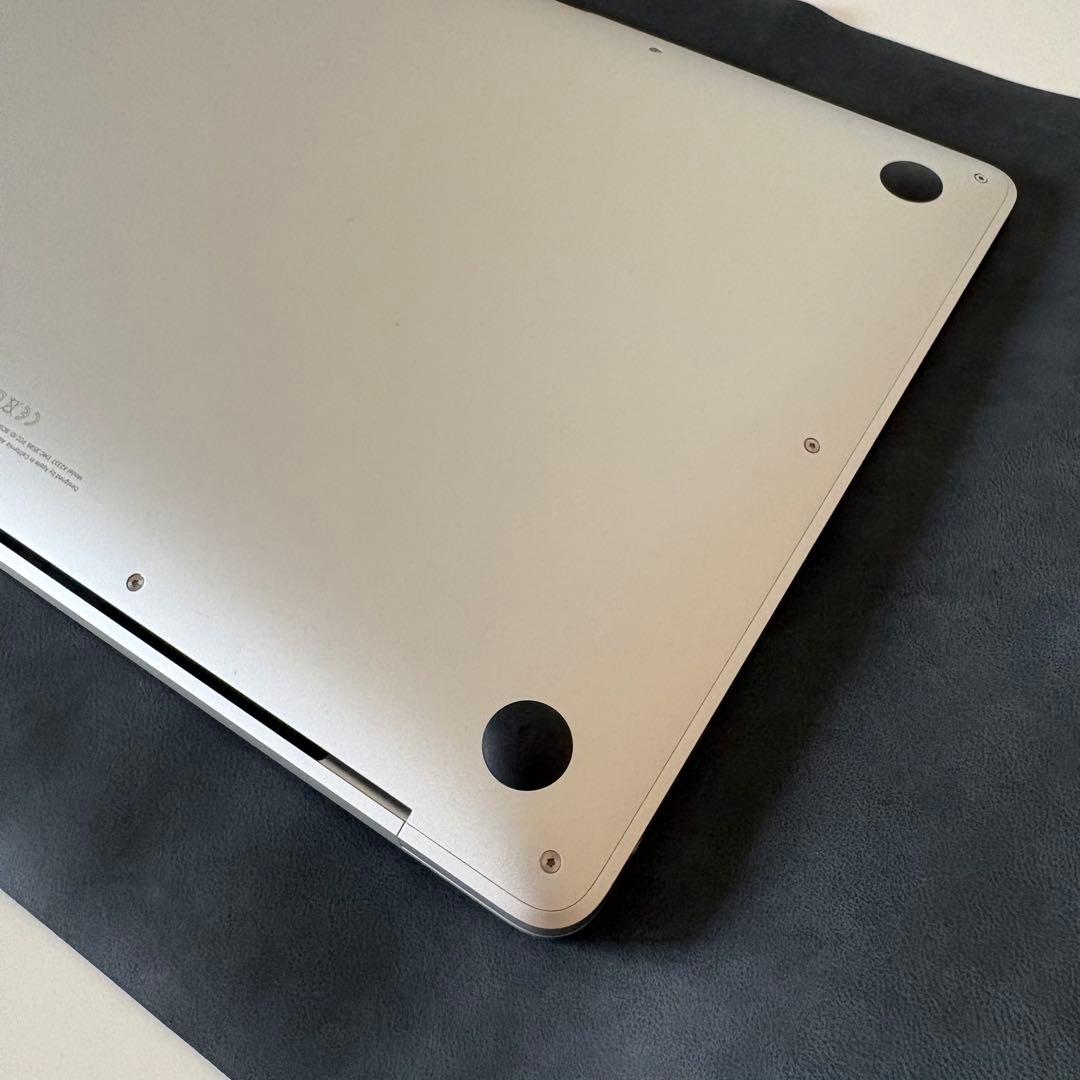 Apple MacBook Air M1 8G/512GB 上位モデル