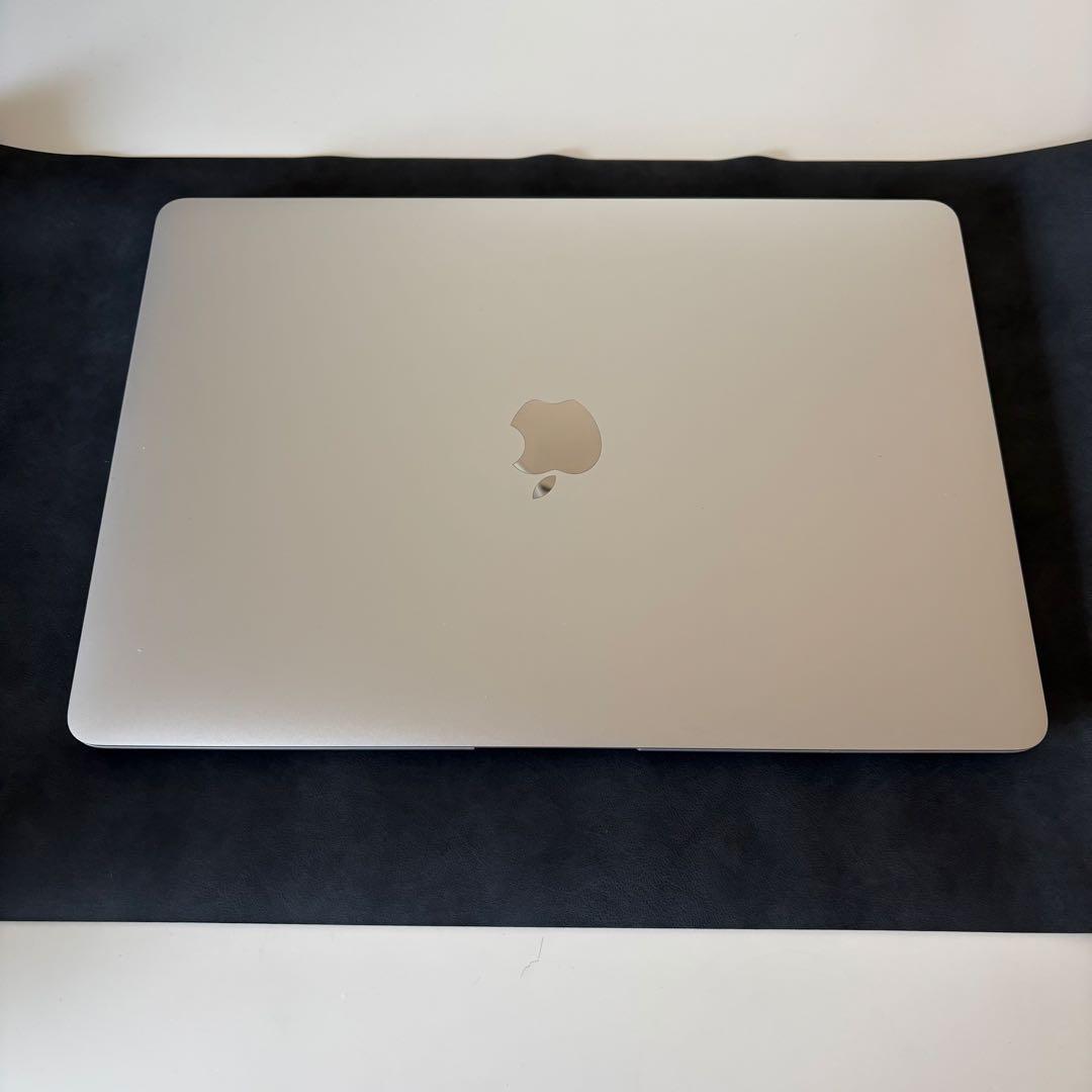 Apple MacBook Air M1 8G/512GB 上位モデル