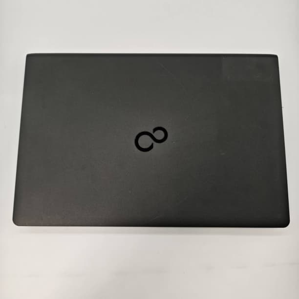 i3-8130U 美品★ 15 富士通 8GB SSD256GB オフィス