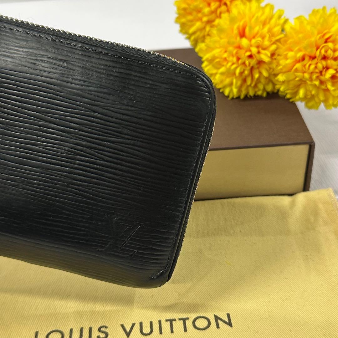 新品同様‼️ 現行　ルイヴィトン　エピ　財布　長財布　ジッピーウォレット