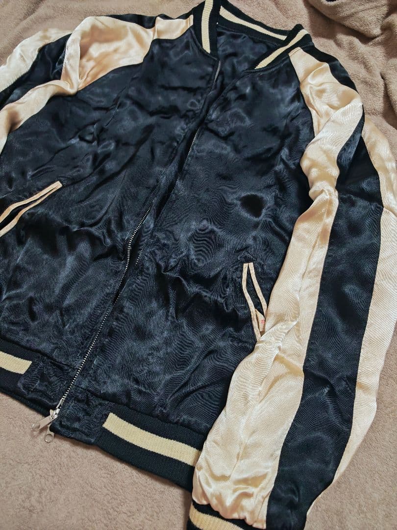 むかしむかし２面用 日本限定 スカジャン vintage 骸骨花 レーヨン