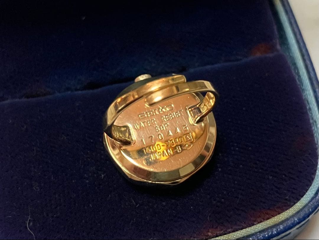 稼働品❗️使用感のない美品です‼️SEIKO QUARTZ RING WATCH