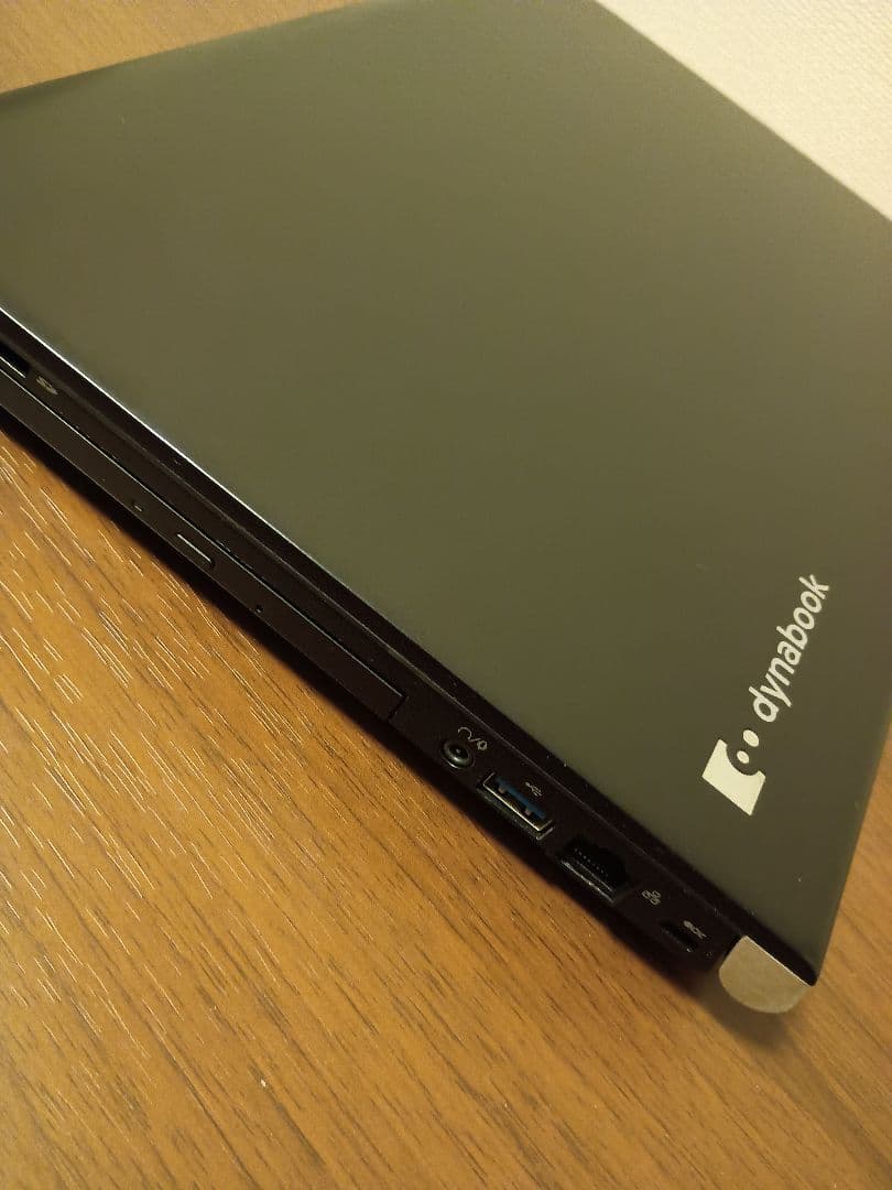 Windowsノート本体 TOSHIBA dynabook R83/PB